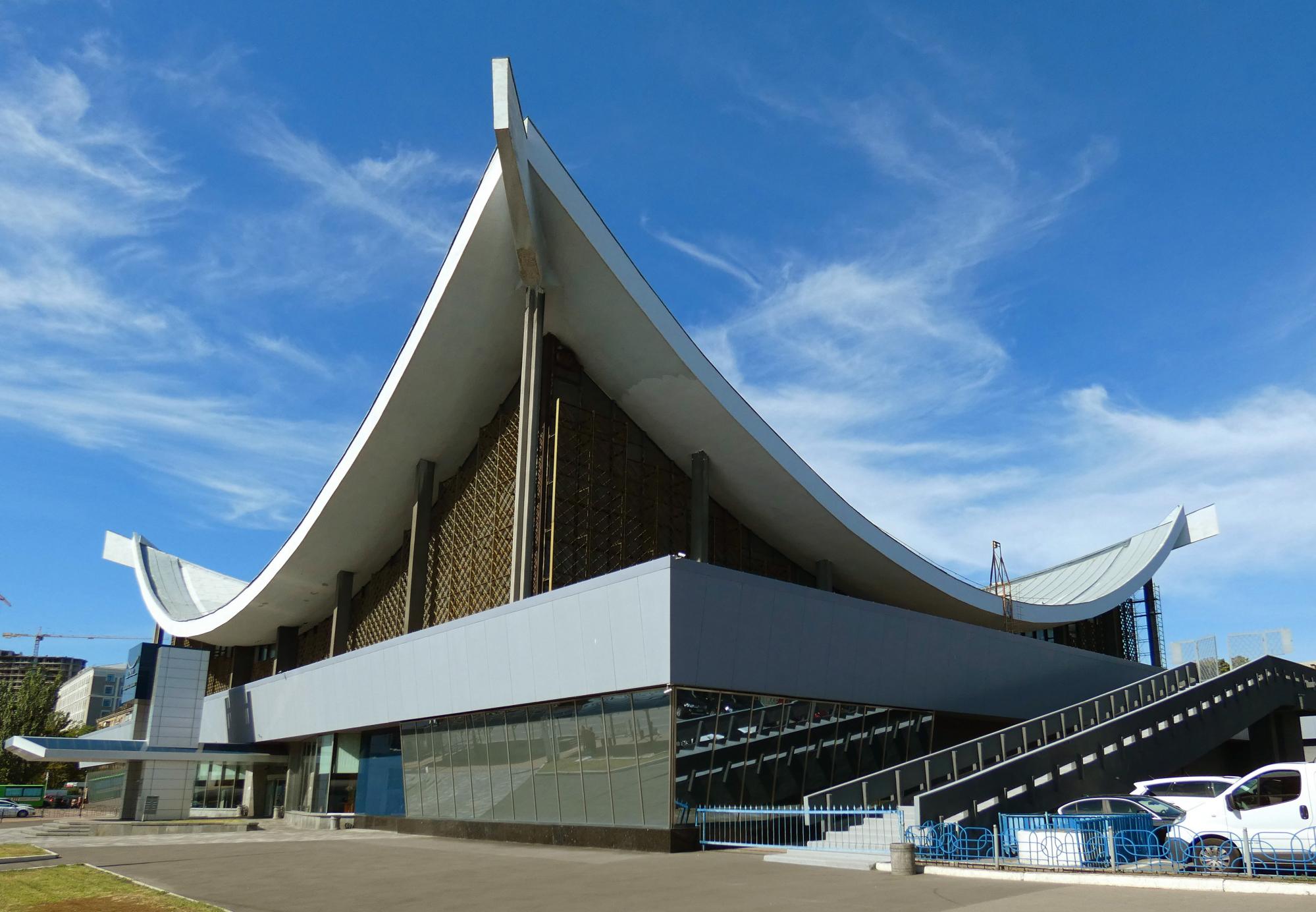 Ці культурні локації занепадають у Києві! Екс-гендиректор ВДНГ пояснив, як їх "поставити на ноги"