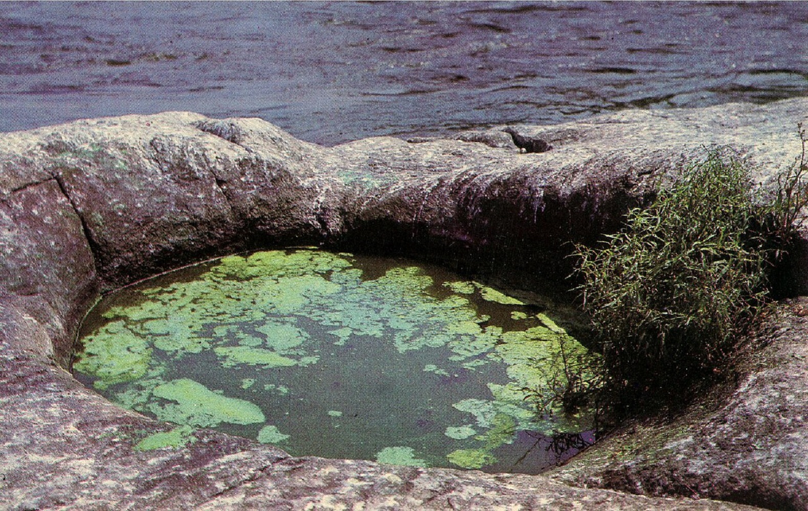 Велика національна святиня: які легенди зберігає острів Хортиця