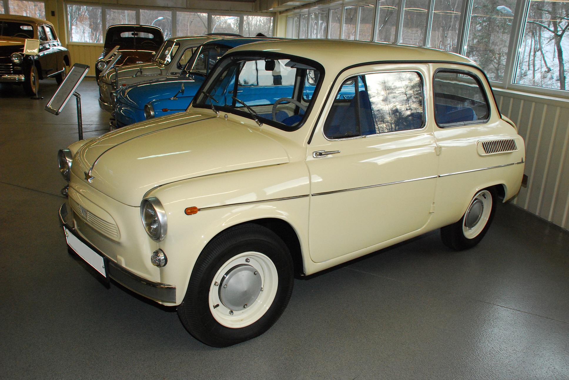 "Запорожці" у Бельгії та КрАЗи у Британії: як українські автомобілі продавались у Європі