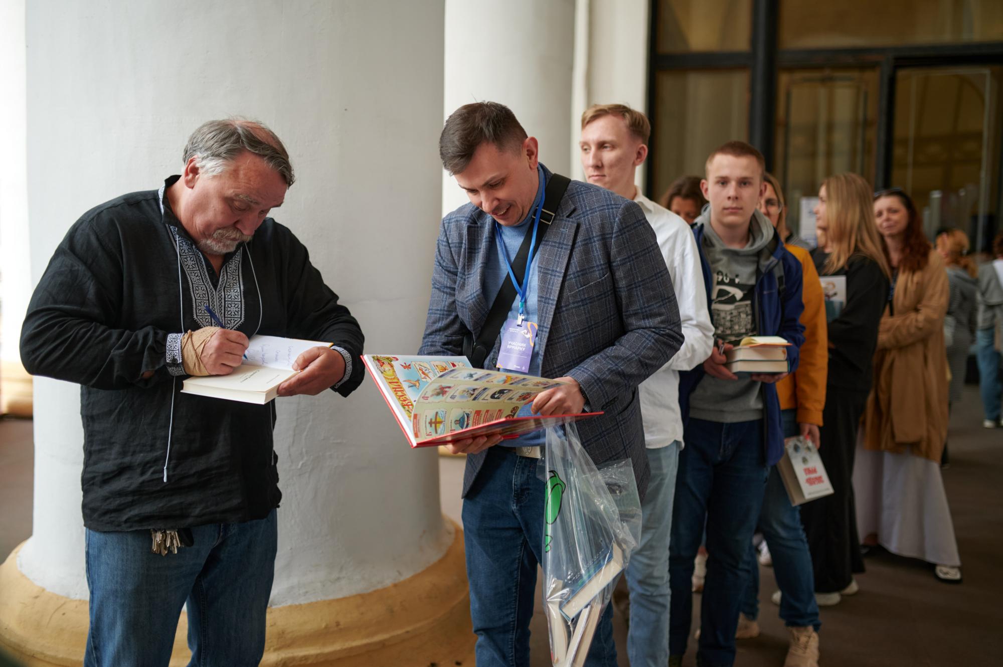 Музика, ігри, знайомства. Як книжкові заходи ненав’язливо долучають гостей до читання