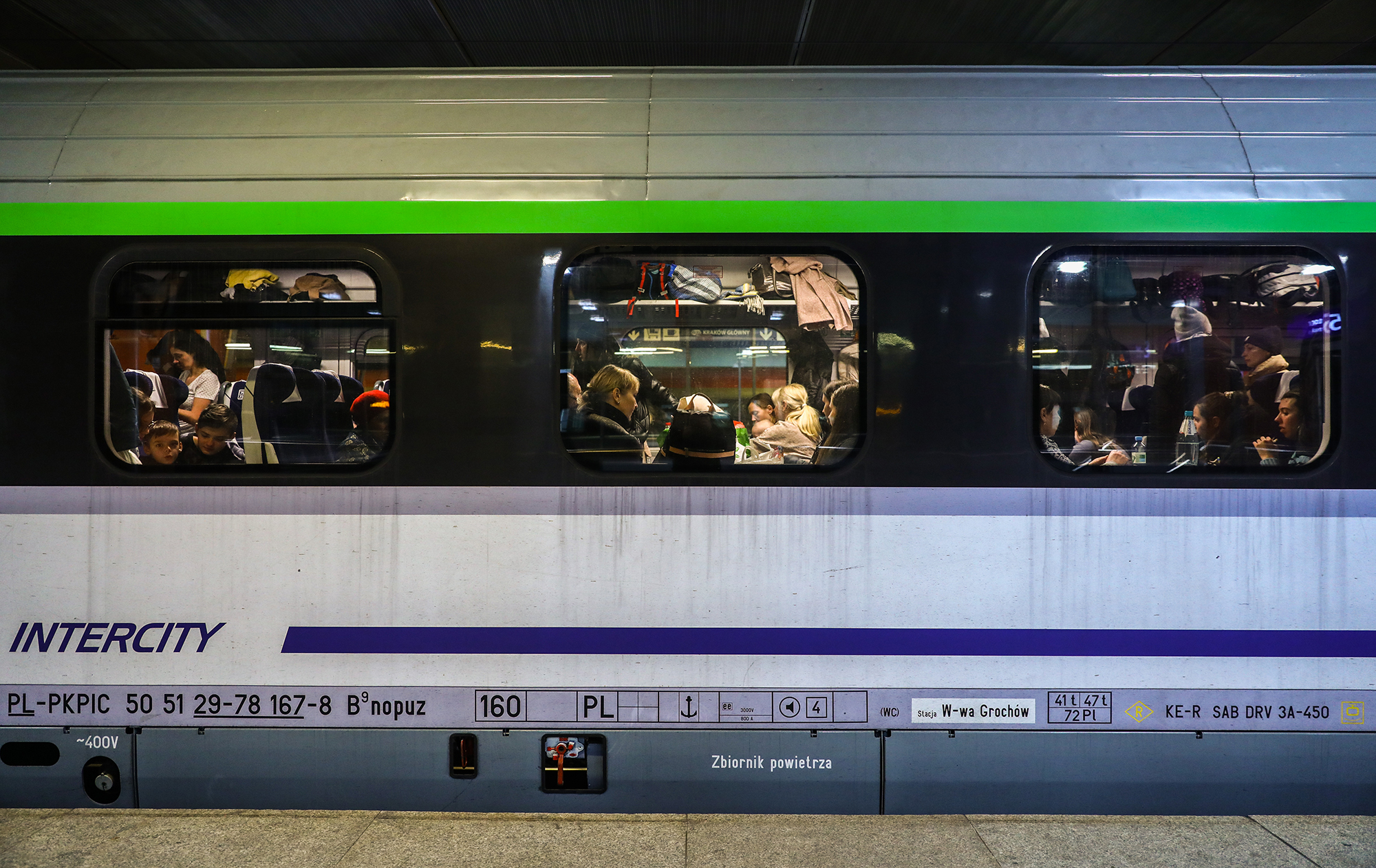 Бесплатный проезд для беженцев. Какие страны оставили льготы украинцам