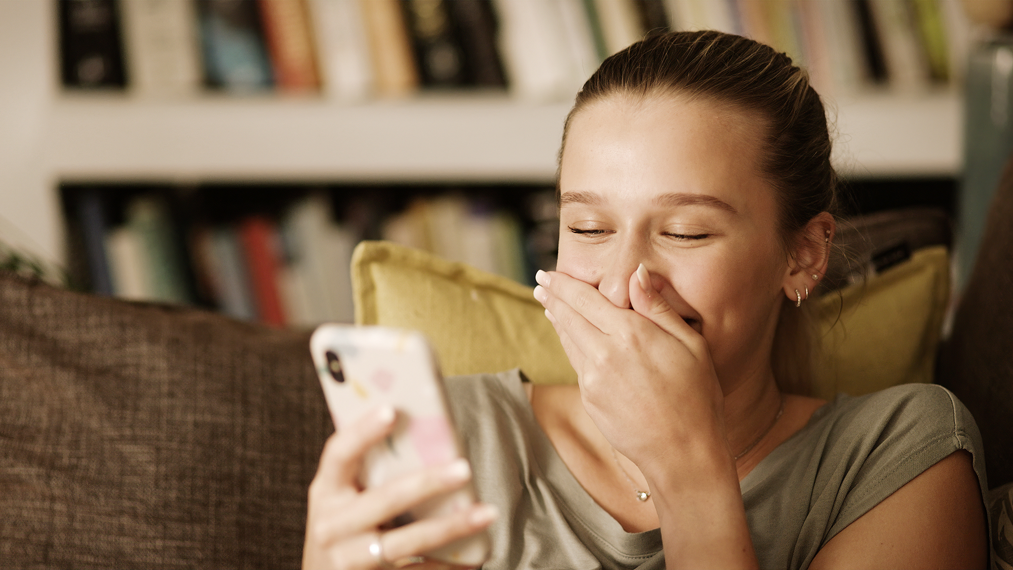 Как юмор спасает нас во время войны и в каких случаях он неуместен