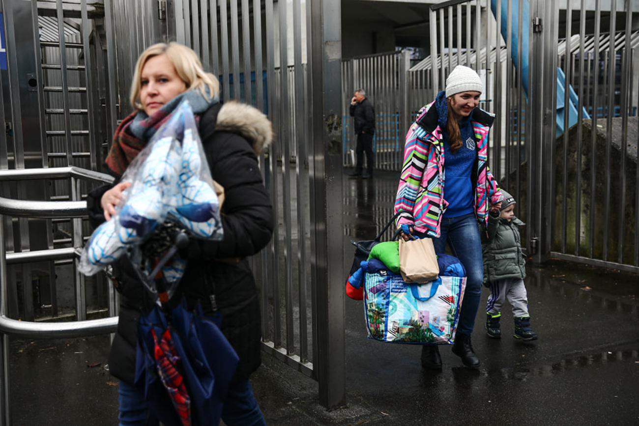 Різні терміни та умови. Які країни вже продовжили тимчасовий захист українців
