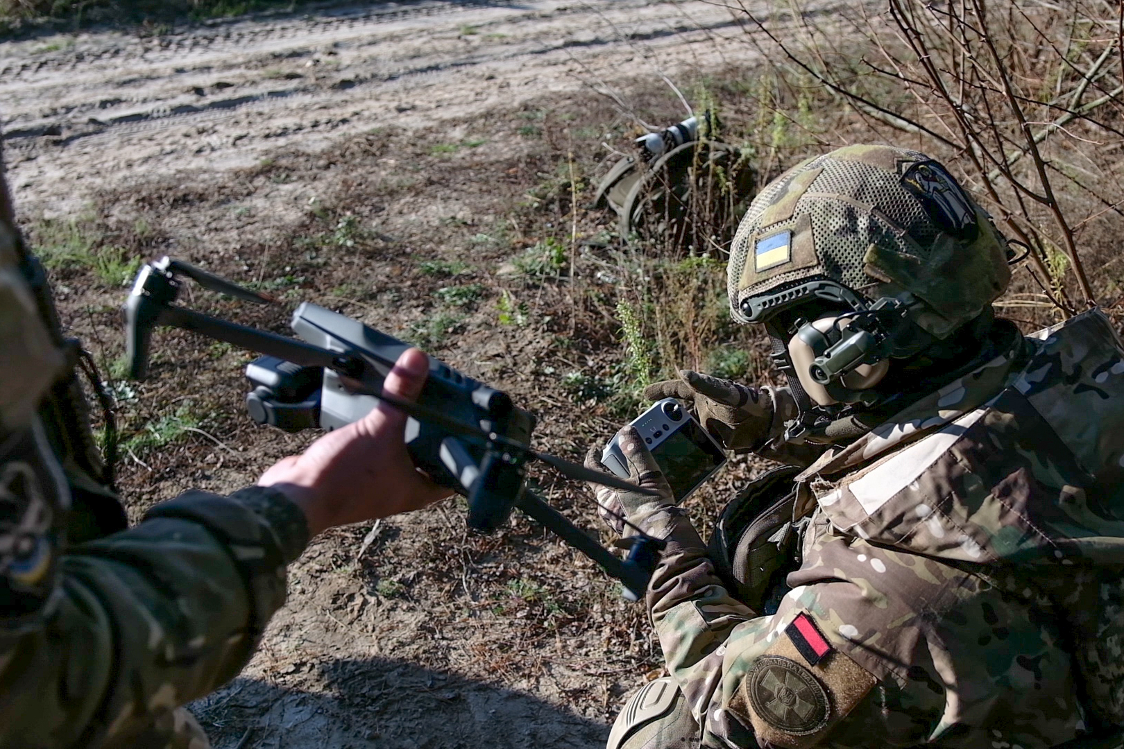 Пекін блокує "Мавіки": чи зможе Україна замінити китайські дрони на фронті