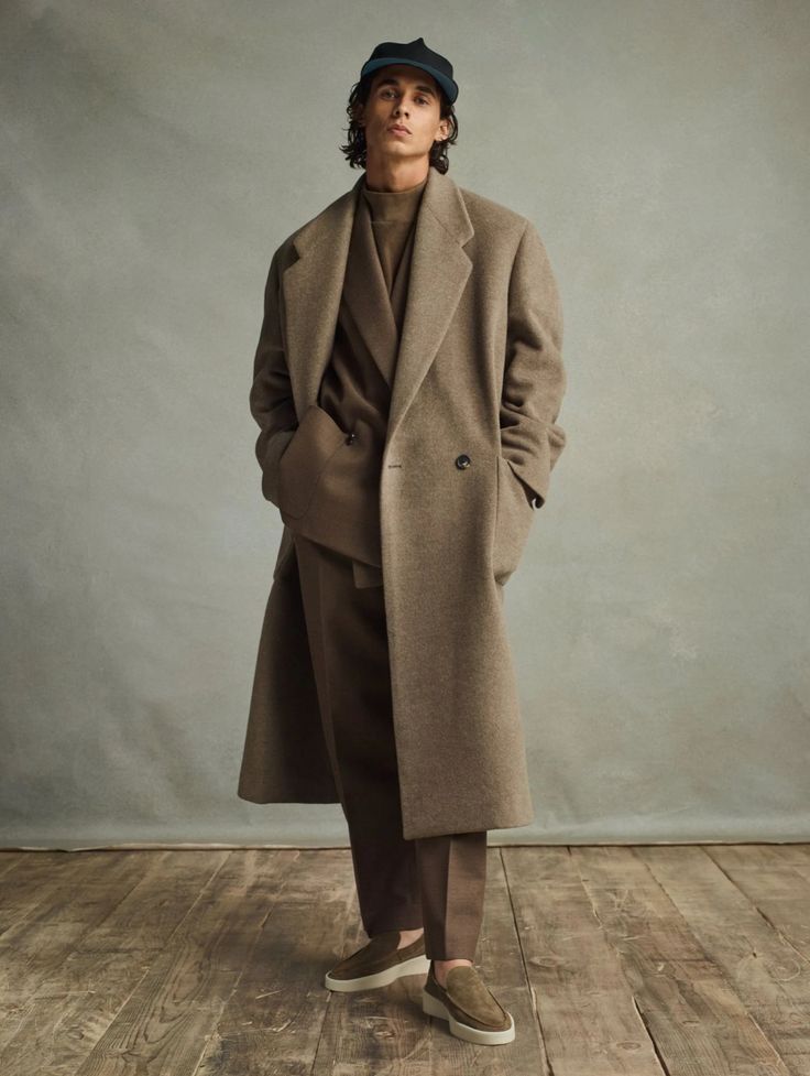 Що має бути в чоловічому гардеробі восени 2025: базові речі на кожен день