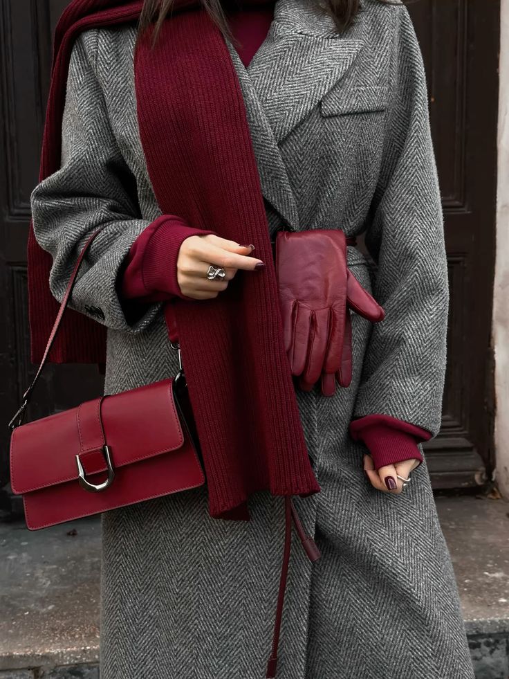 Мода без лишних затрат: как создать дорогой образ из базовых вещей