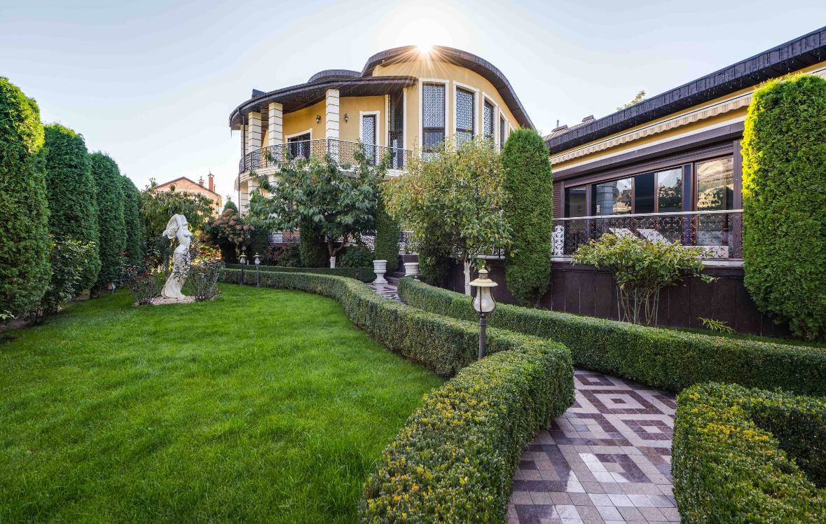 За скільки можна зняти будинок під Києвом на Новий рік: огляд та ціни