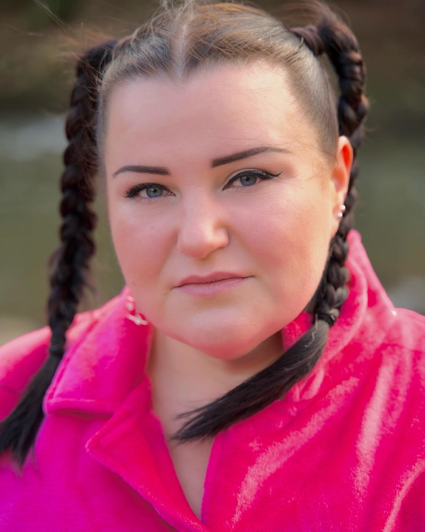 Від науковця до помічника анестезіолога: ким працювали українські зірки до того, як стали популярними