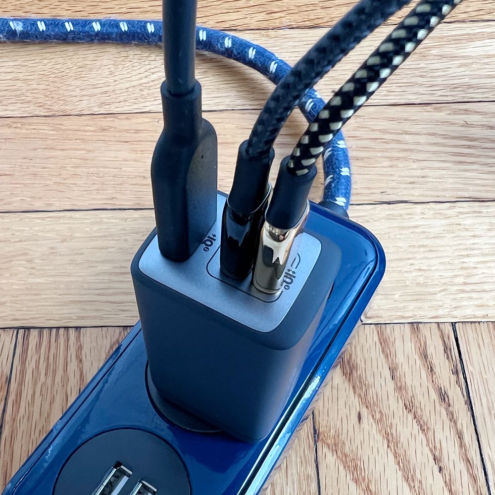 Миттєва енергія. 11 швидких зарядних пристроїв, які заощадять ваш час