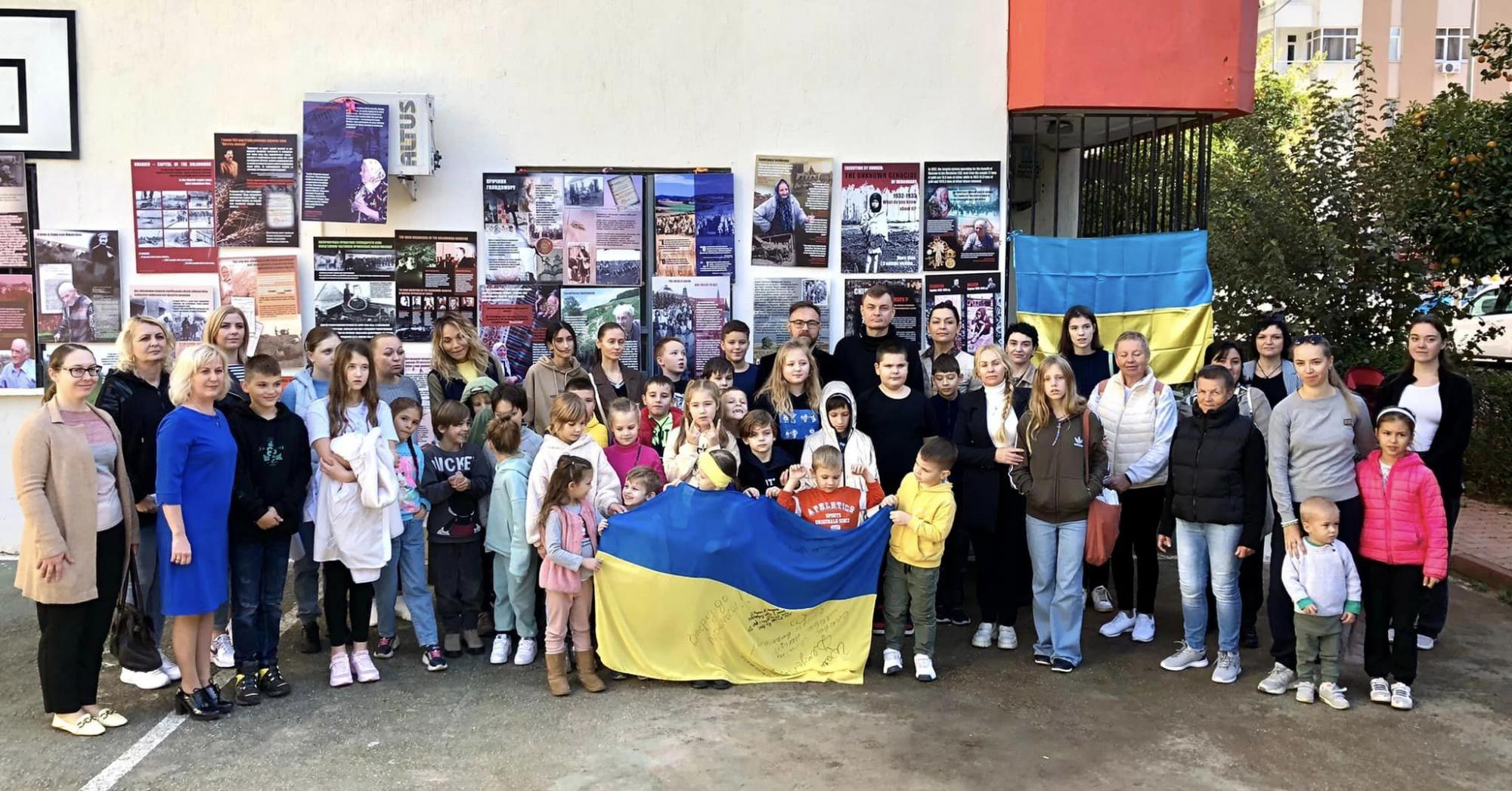 Поки війна. Як українцям легально проживати в Туреччині у 2023 році