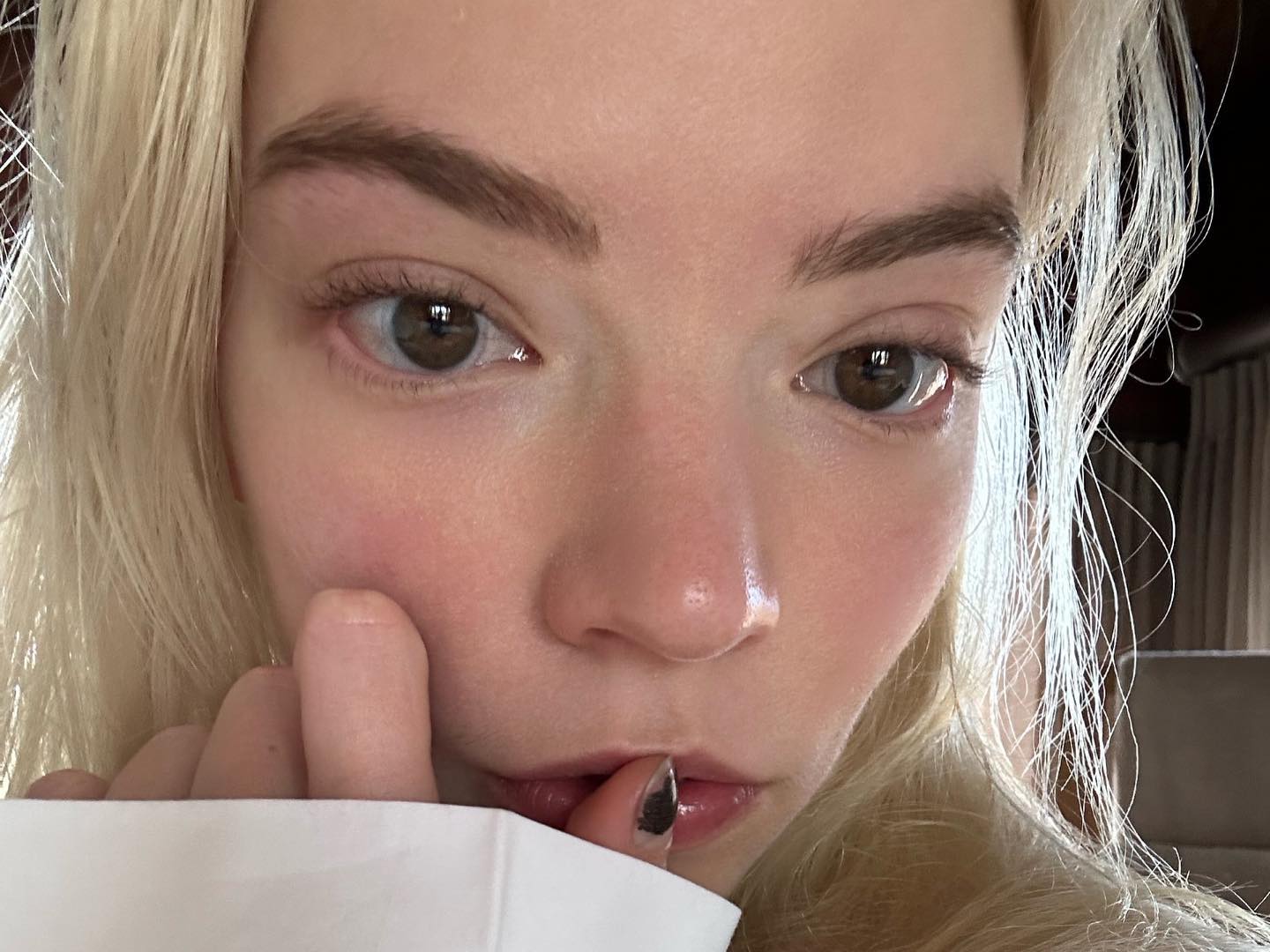 Як Аня Тейлор-Джой пропагує натуральну красу: естетичні фото