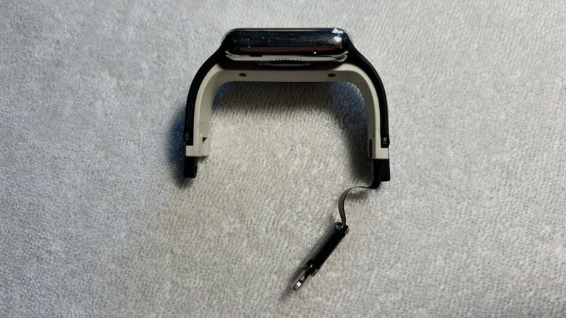 Привет из 2014 года. Коллекционер поделился редкими снимками пробной версии iPad для Apple Watch