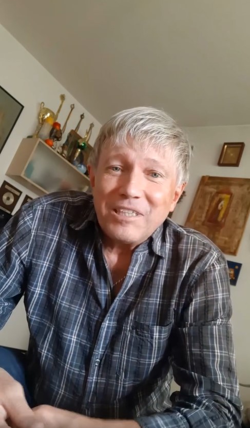 Стало відомо, ким зараз працює легендарний Лері Вінн, хіти якого всі співали в 90-х