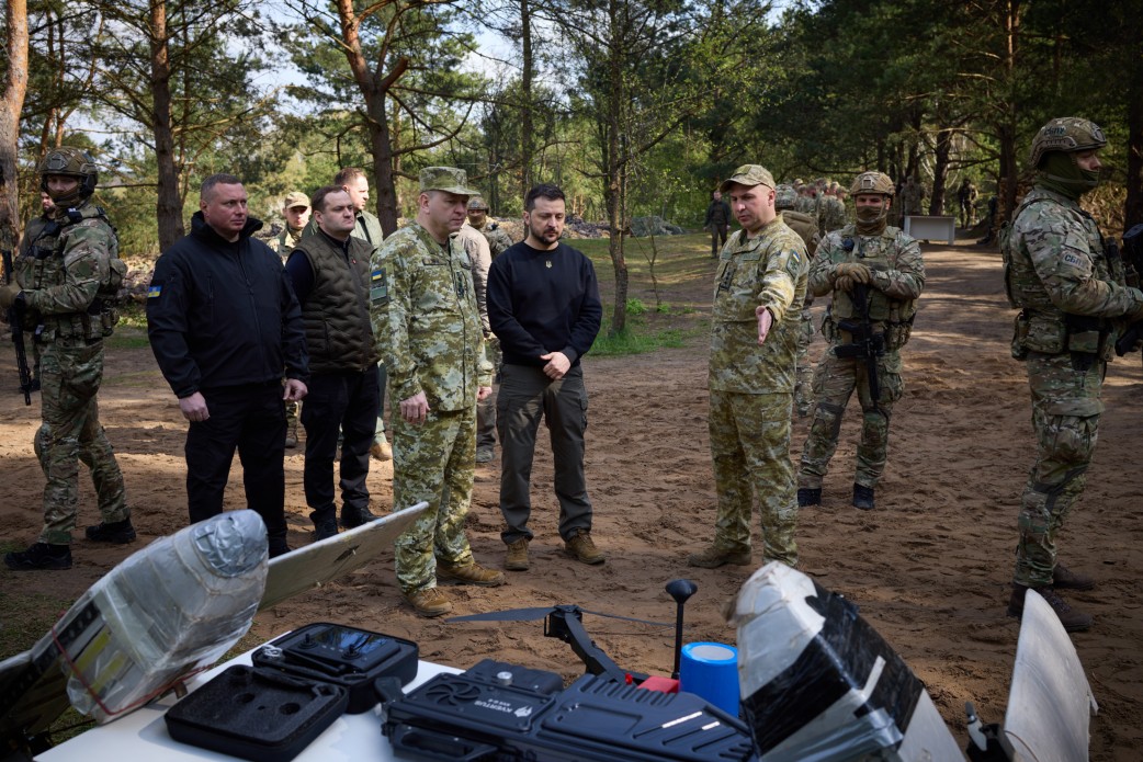 Зеленський побував на кордоні з Білоруссю (відео)