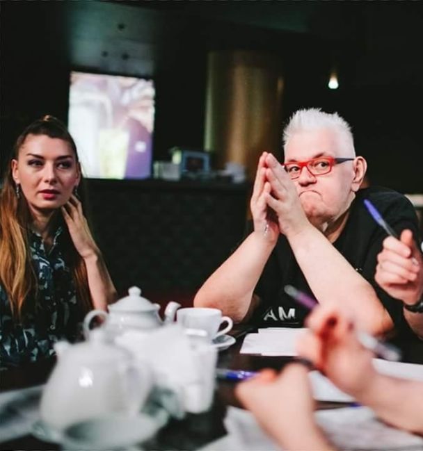 Много лет скрывал их от публики: что известно о жене и сыне Сергея Сивохо