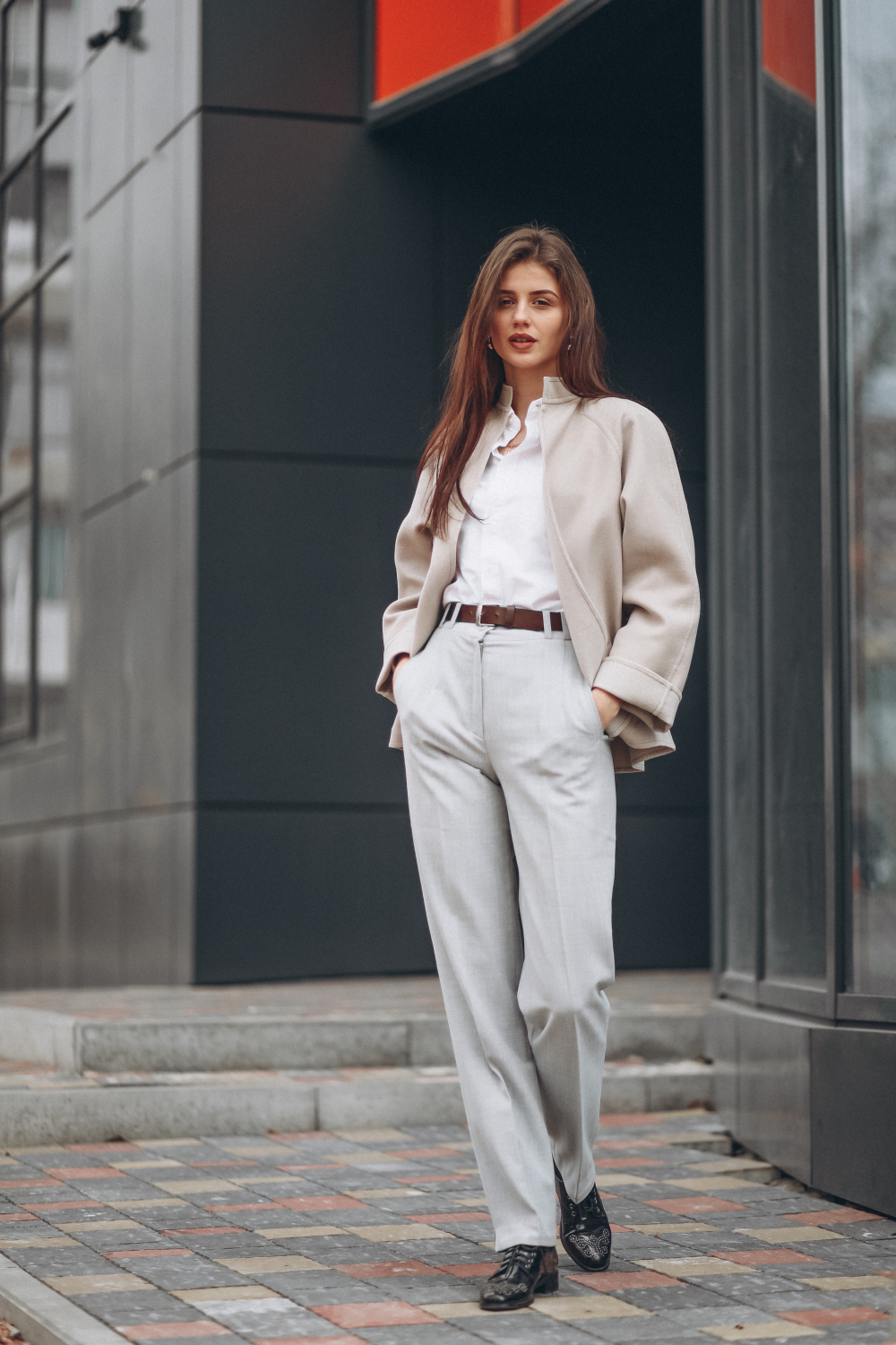 Базовий гардероб на холодну осінь: Андре Тан показав незамінні речі