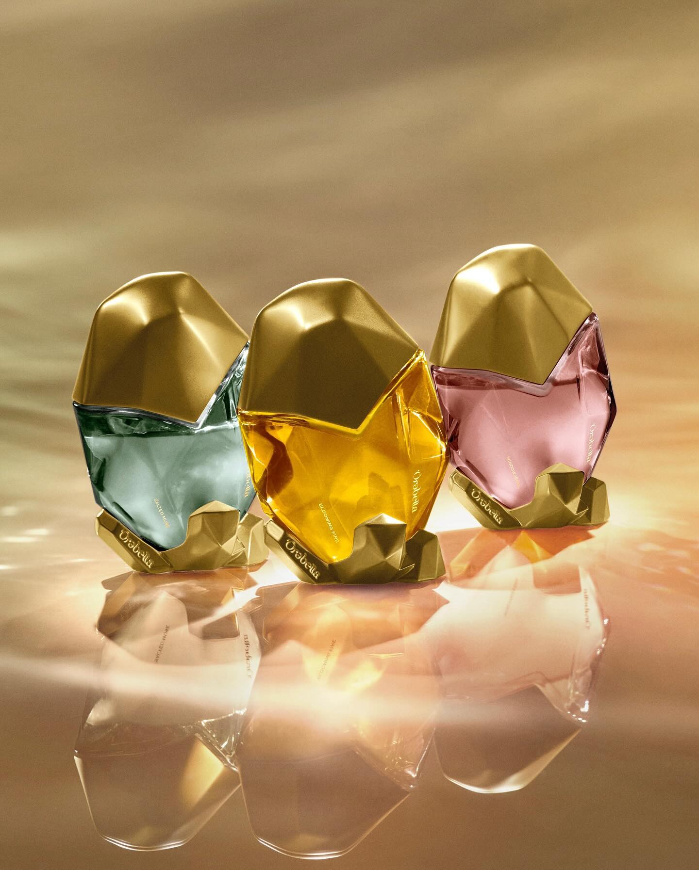 Белла Хадід вперше за 5 років відкрила залаштунки створення авторських парфумів (фото)