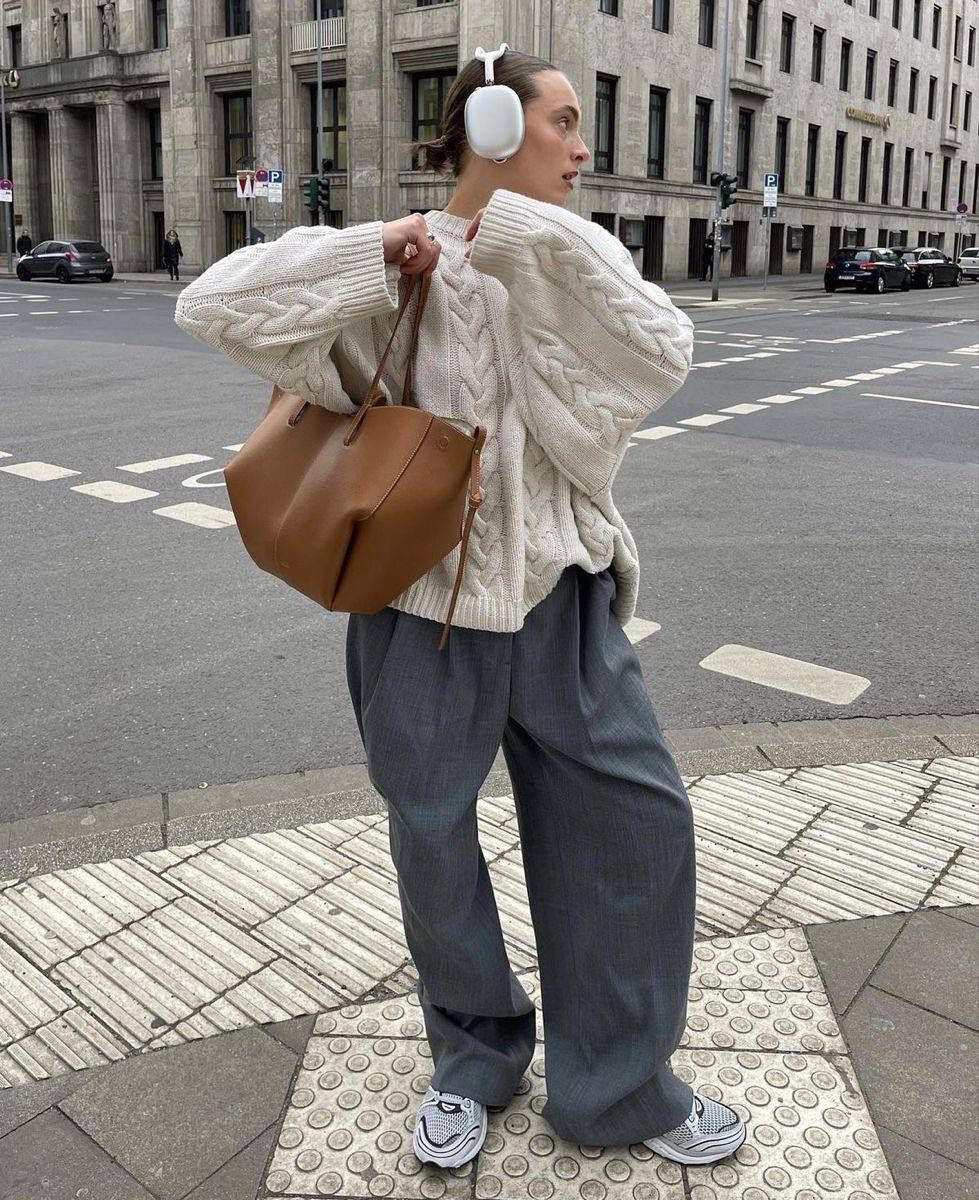 Як носити головний колір 2026 року: модні ідеї з білим Cloud Dancer