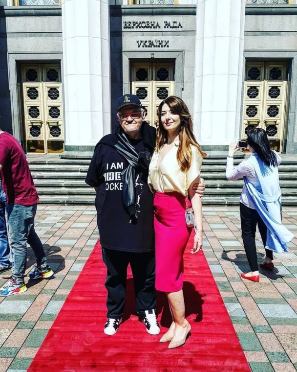 Много лет скрывал их от публики: что известно о жене и сыне Сергея Сивохо