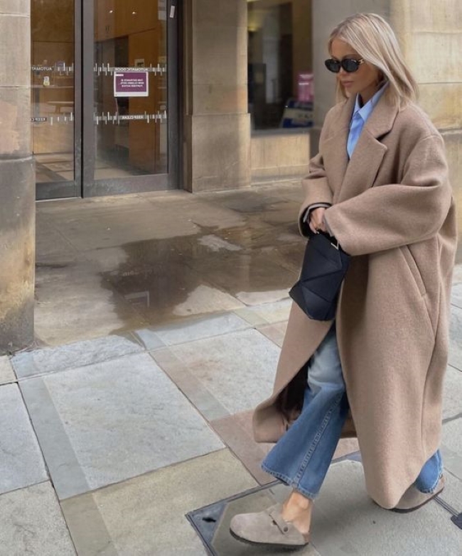 Стилістка пояснила, що таке біркенштоки і чому це комфортна деталь гардероба