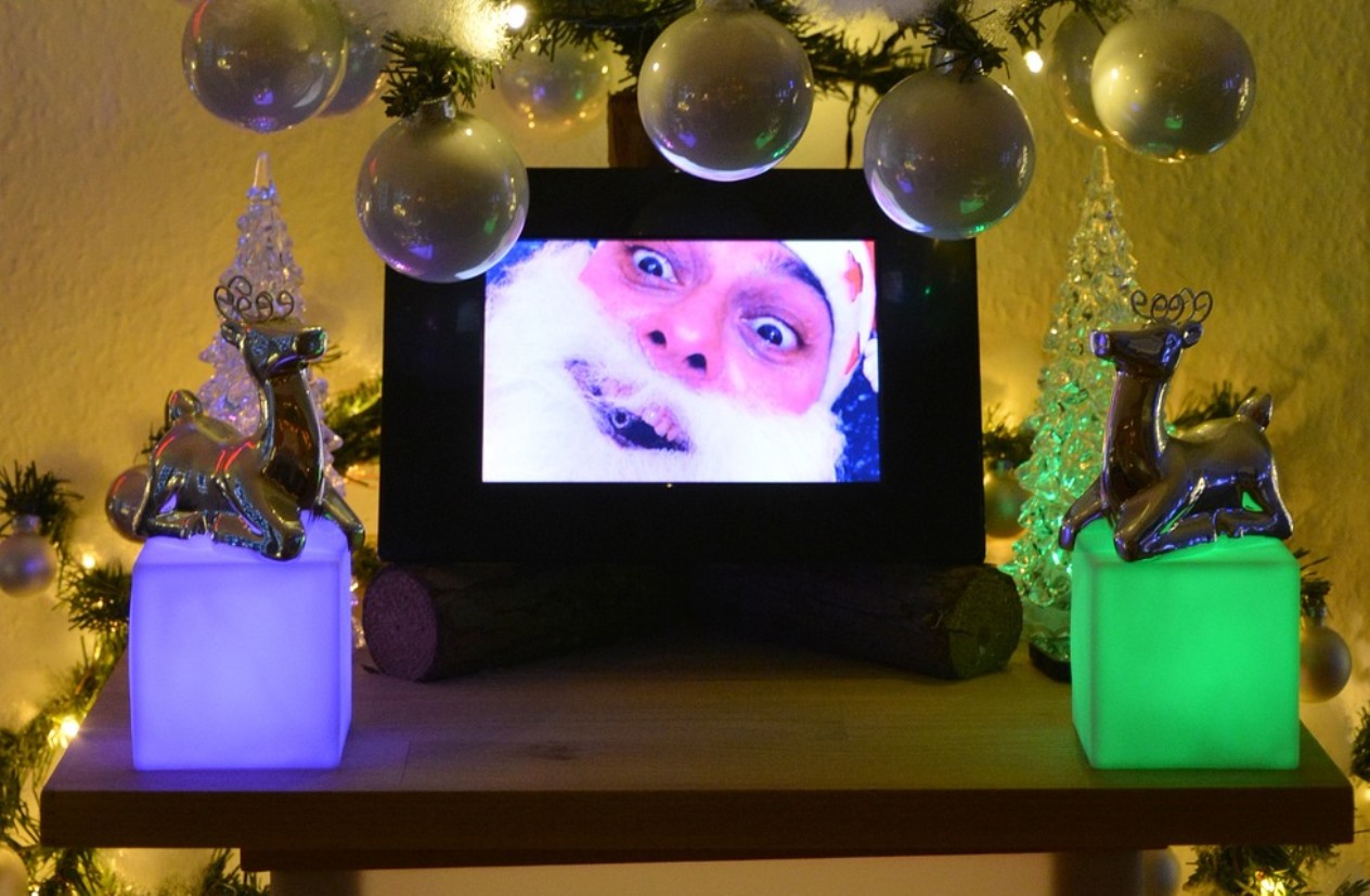 5 популярных гаджетов, которые лучше не дарить родным на Новый год и Рождество