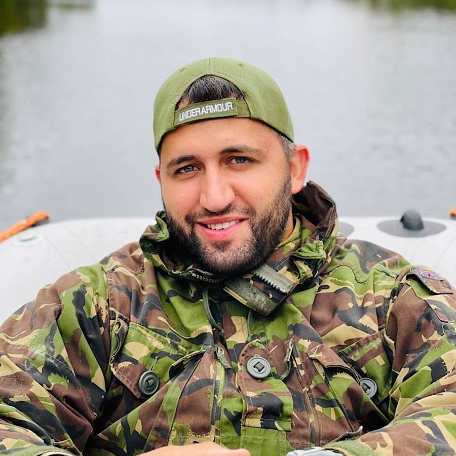 Екс-нардеп Ляшко з охоронцем "зашкварилися", виконавши дуетом російську пісню (відео)