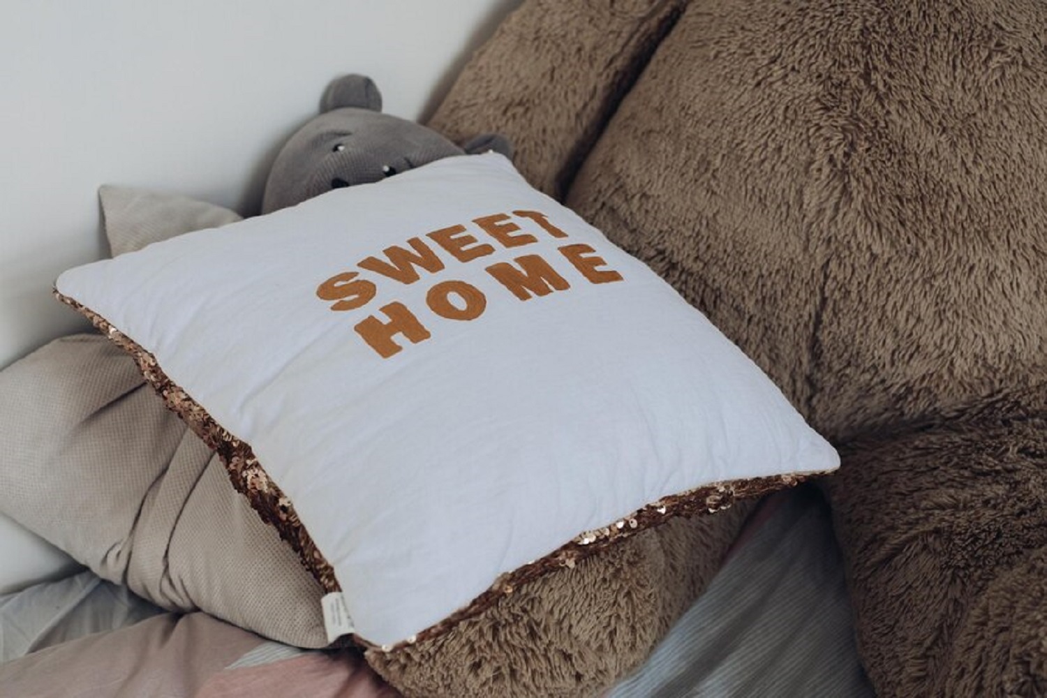 8 дуже простих шляхів зробити кімнату затишною та милою