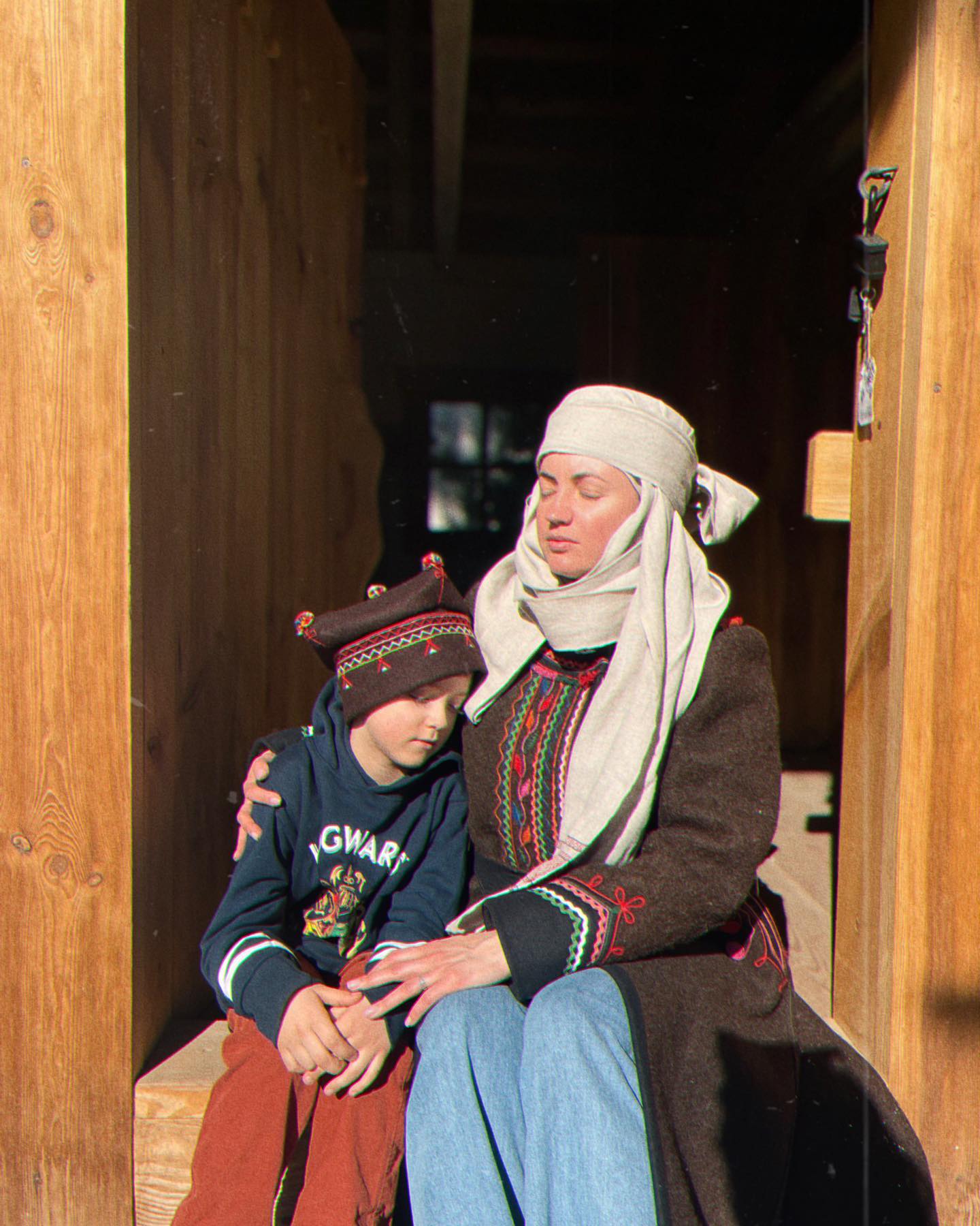 Оля Цибульская дала 5 советов по борьбе с апатией: быть красивой во время войны – не стыдно!