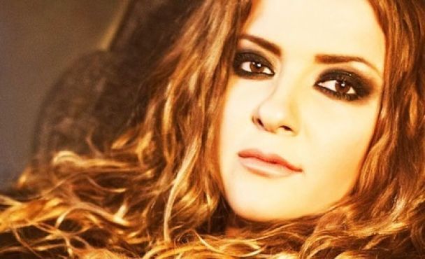 Наталія Могилевська 29 років тому і зараз: як змінювалася співачка (фото)