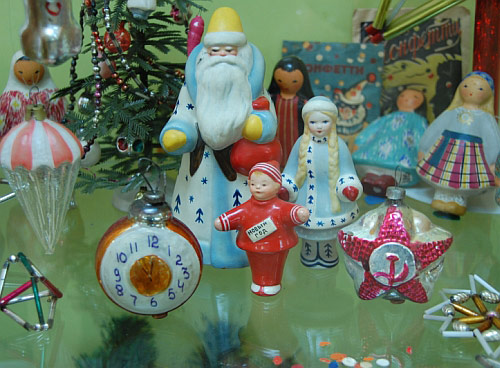 Коли та як з'явилася ялинкова кулька в Україні: все про заборонені іграшки та звичаї кельтів