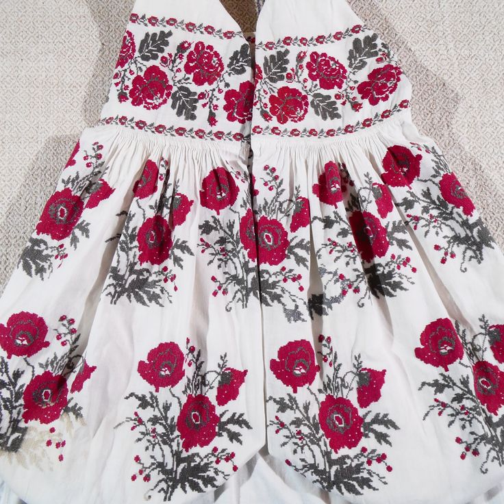 Символіка української вишиванки. Як розшифрувати стародавні орнаменти