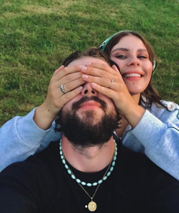 Солістка KAZKA Зарицька виходить заміж: хто її обранець