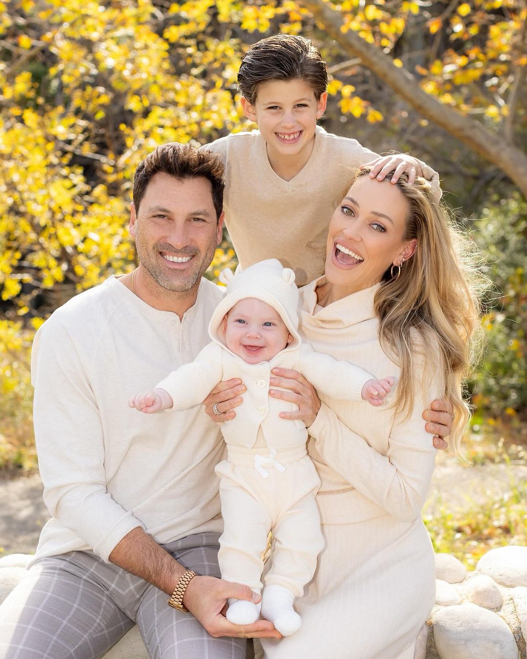 Колишній "Холостяк" вперше за довгий час показав трьох дітей: милі сімейні фото