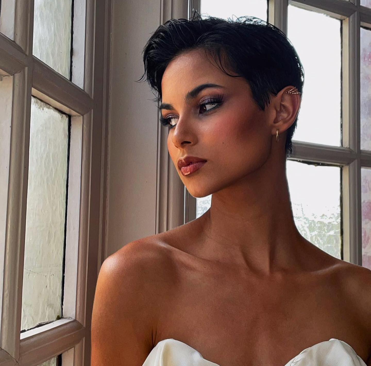 Конкурс Міс Франція вперше виграла дівчина з коротким волоссям. Її захейтили і назвали "нежіночною"