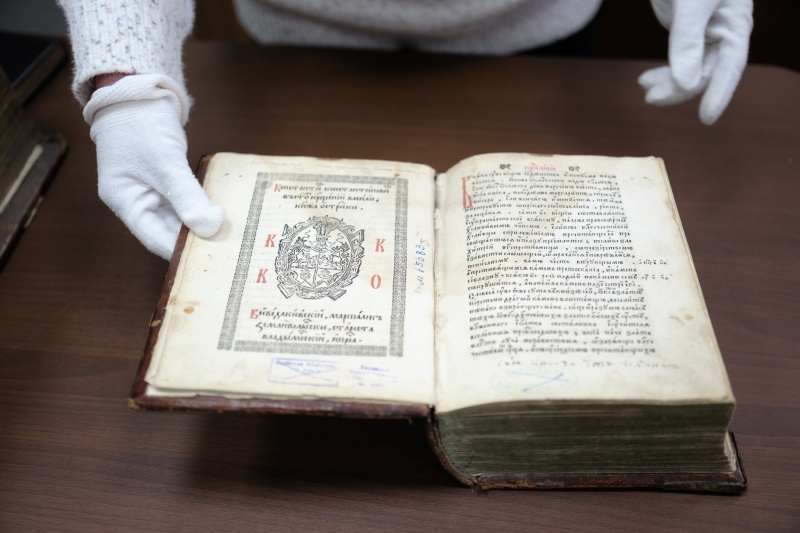 "Ми не фільтруємо, а оптимізуємо": Олег Сербін про роботу бібліотек і російськомовні книги