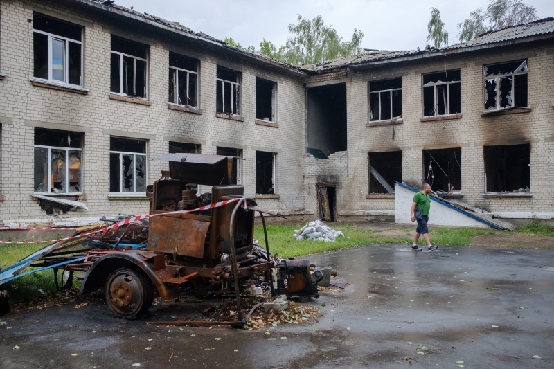 "Трибунал для Путина". Как под Киевом собирают истории о жертвах российских военных