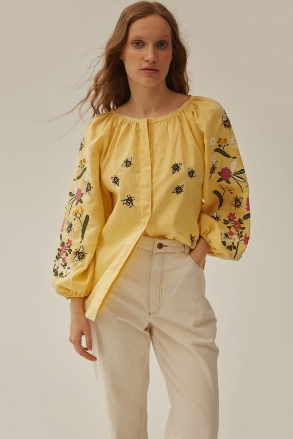 10 українських брендів вишиванок, які перетворили традицію на тренд і підкорили світ: добірка з фото