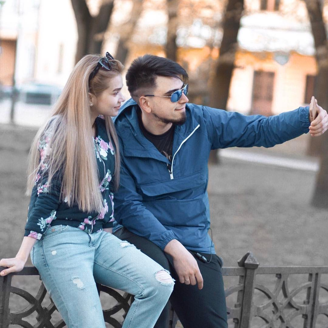 Такими вы их не видели: как выглядели Саша Бо и Игорь Пустовит до того, как стали мегапопулярными (фото)