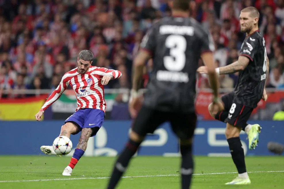 Ліга чемпіонів: "Баварія" розбила "Барселону", "Інтер" вийшов у плей-офф