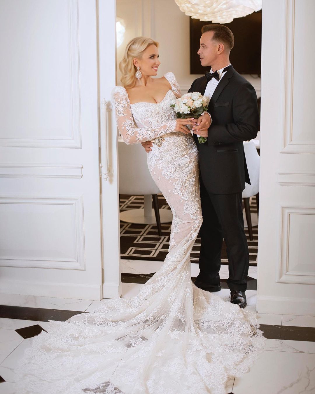 Лілія Ребрик зворушливо звернулася до чоловіка в річницю весілля: "Люблю тебе, мій Дикий"