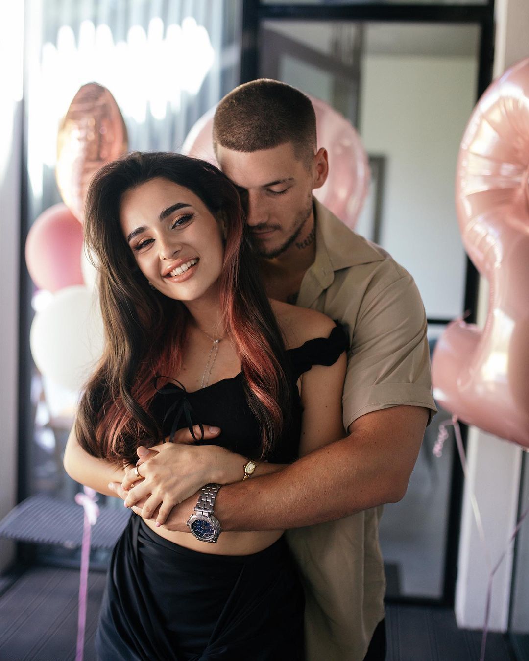 "Чувак, набереш". Трінчер відреагувала на бажання ексчоловіка відновити стосунки