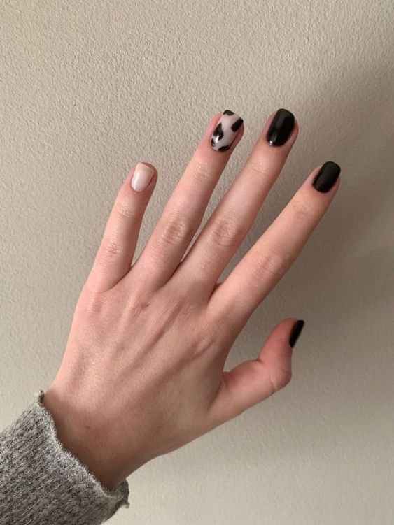 Просто і зі смаком: тренди манікюру на осінь 2022