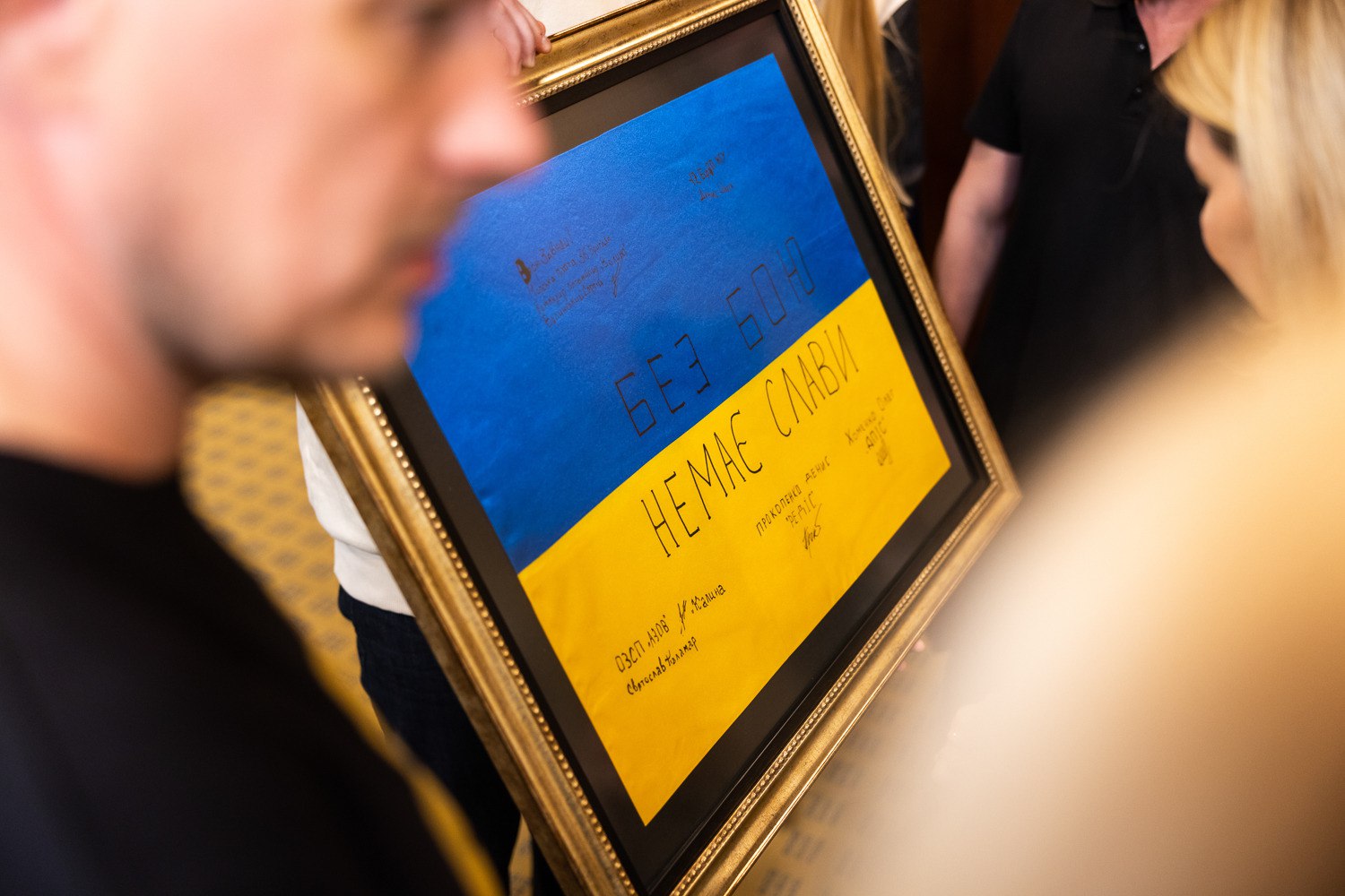 Командири "Азов" зустрілися з рідними у Туреччині: неймовірно зворушливі фото та відео