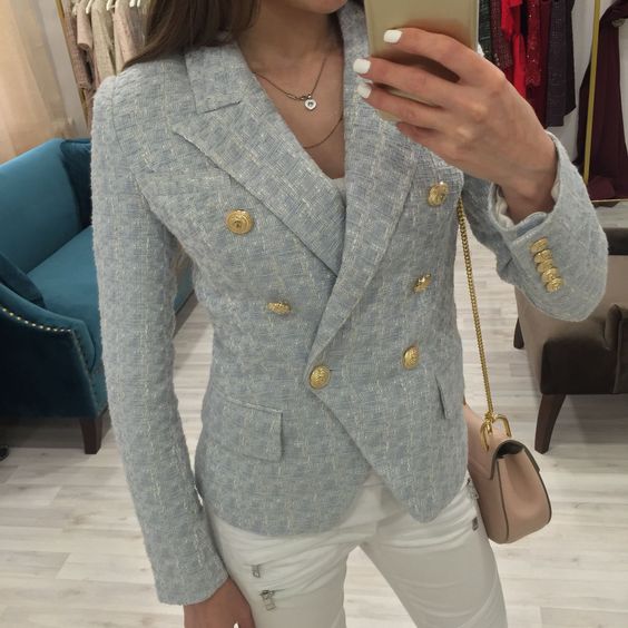 Стилистка показала 5 вещей, которые портят любой образ. Проверьте, есть ли они в вашем гардеробе