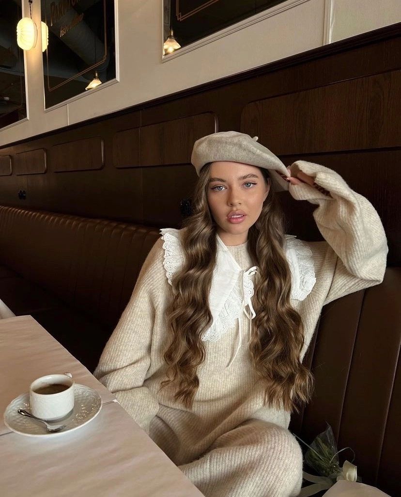 Як виглядати цієї зими як справжня француженка: 4 тренди, які варто приміряти