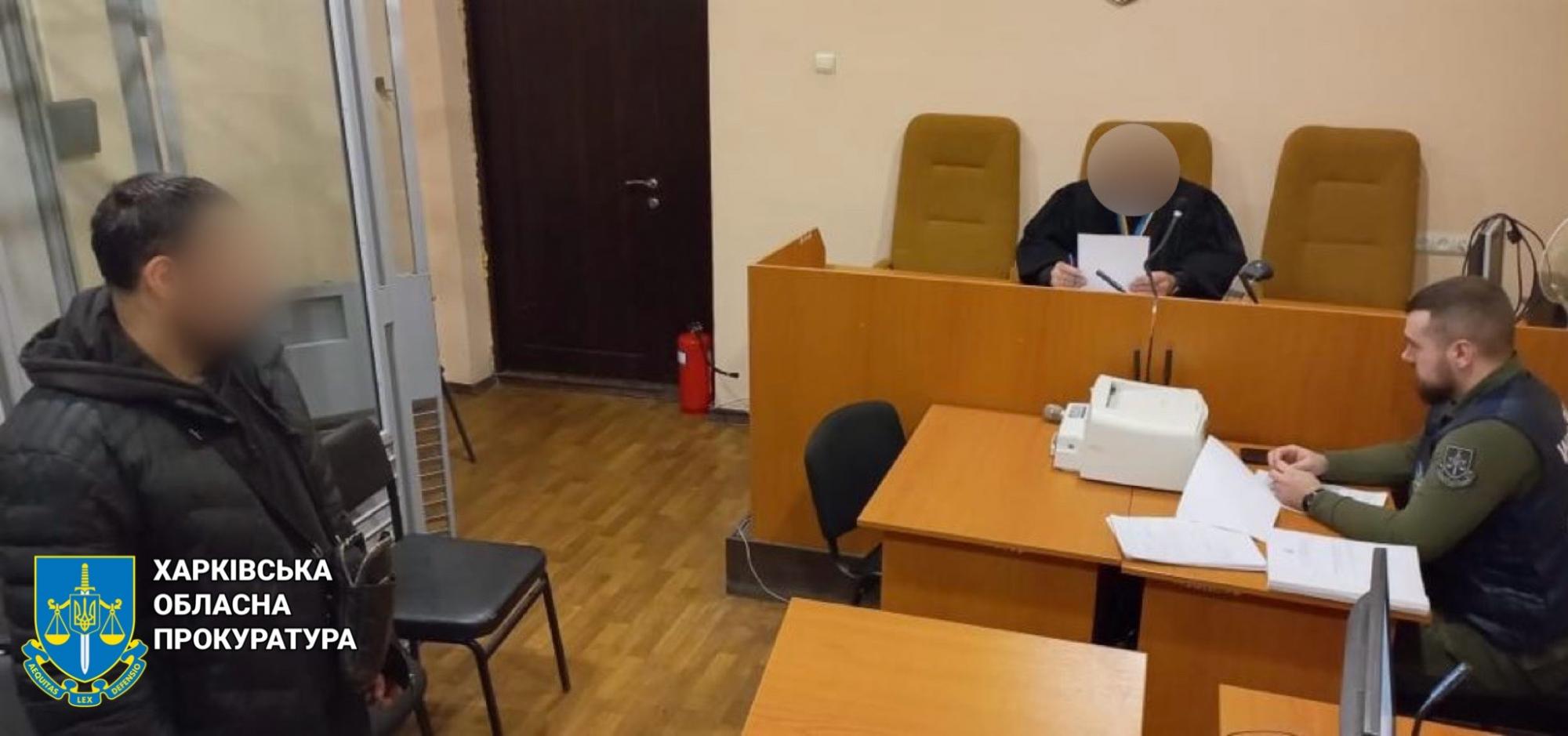 Хотів "провчити". Під Харковом чоловік вдарив підлітка ножем по голові, його арештували