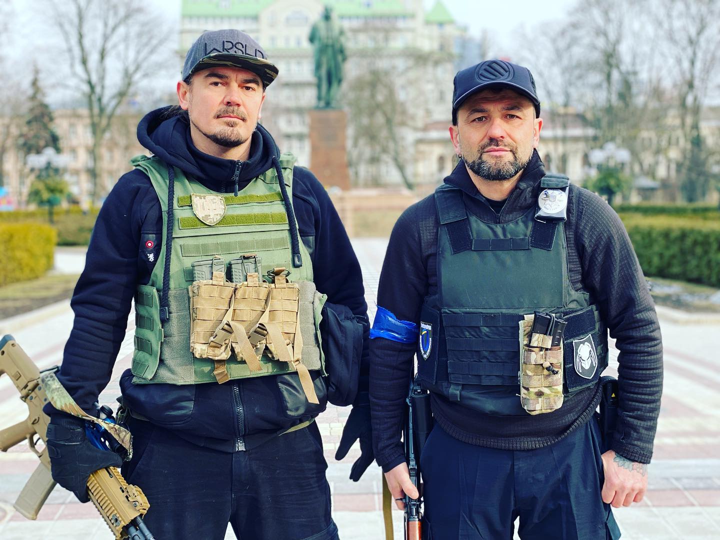 Звезды шоу-бизнеса, которые защищают Украину с оружием в руках