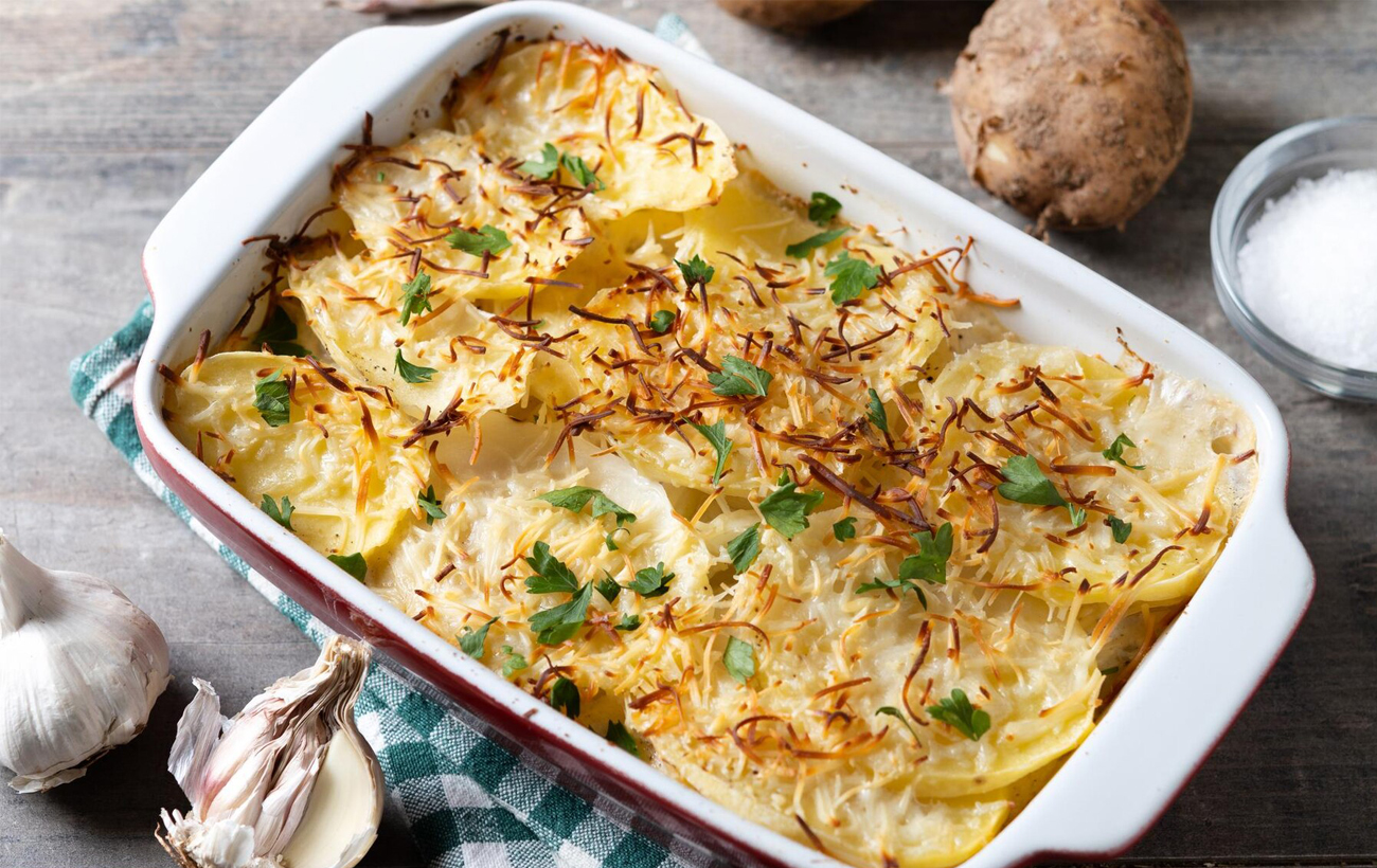 Молодой картофель - не просто гарнир. 5 аппетитных рецептов, от которых все ахнут