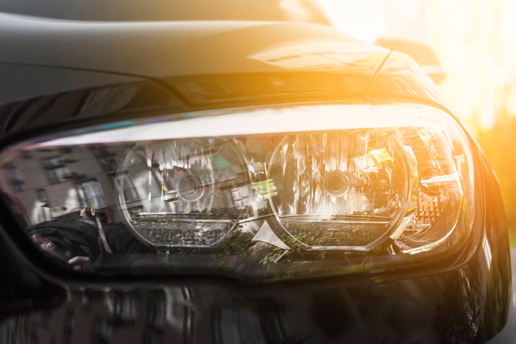 Які фари краще на машині з салону: діоди чи ксенон