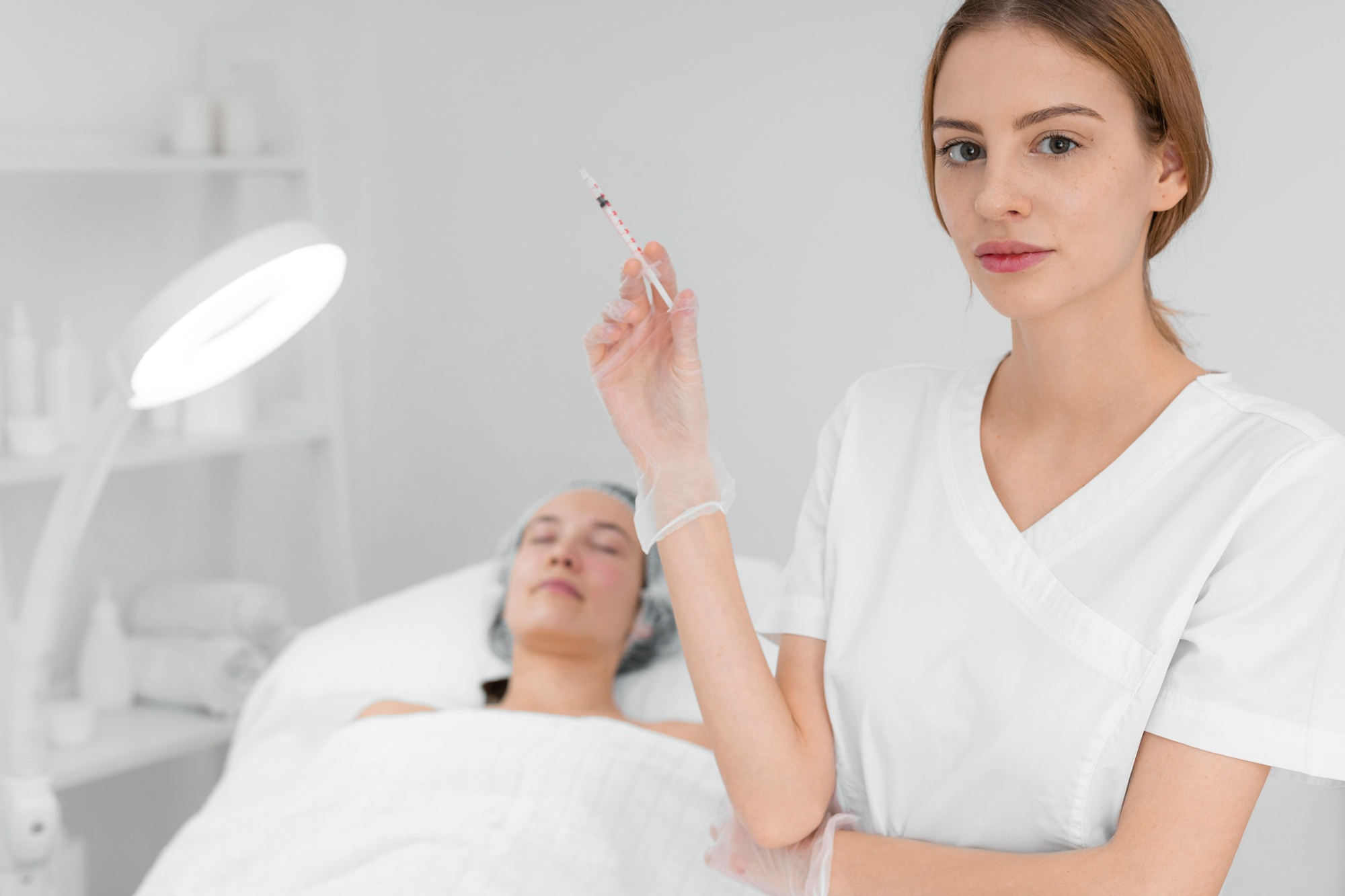 Косметолог розповіла, що таке гіалуронові вуса та як їх позбутися (відео)